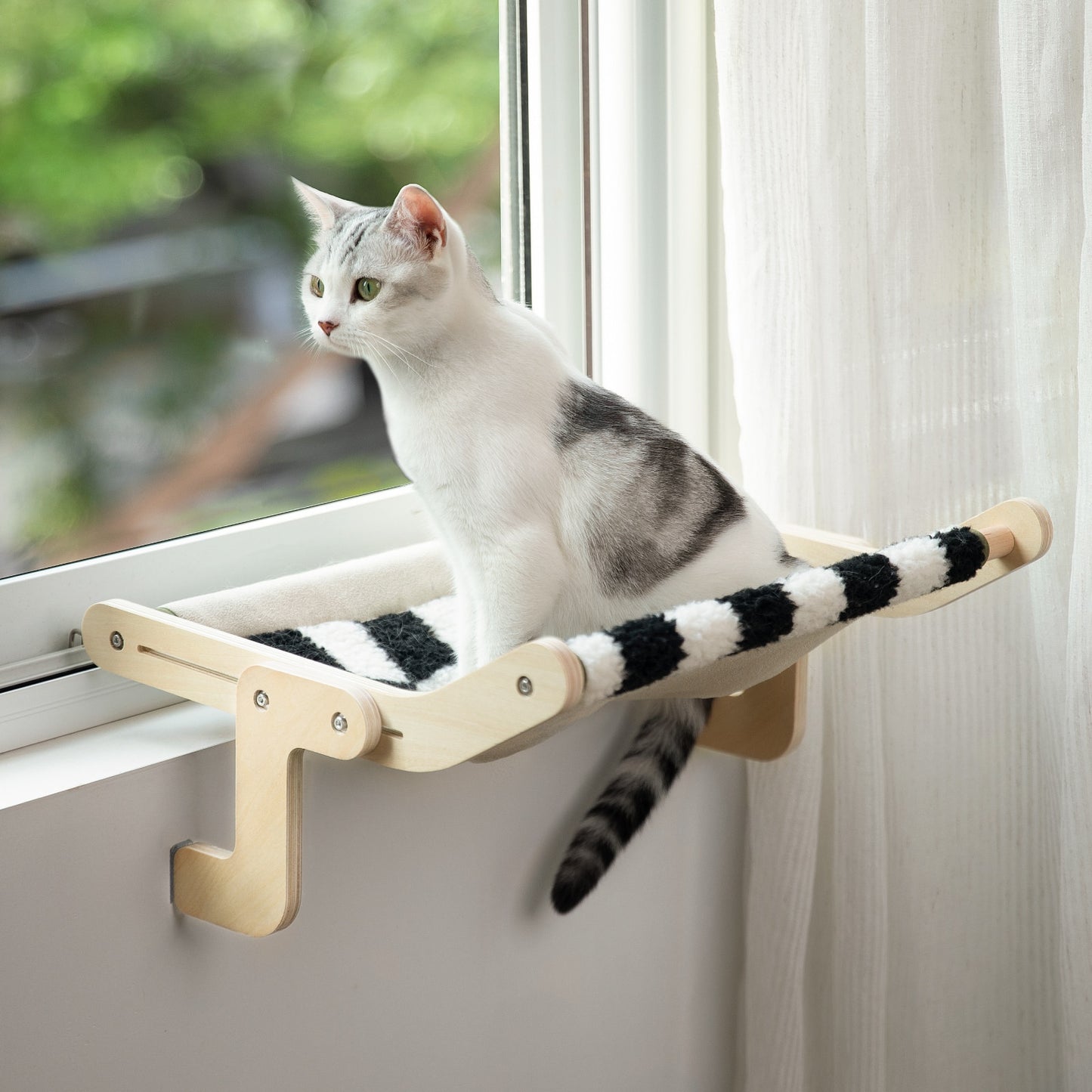 Cat Window Perch, holds 40 lbs